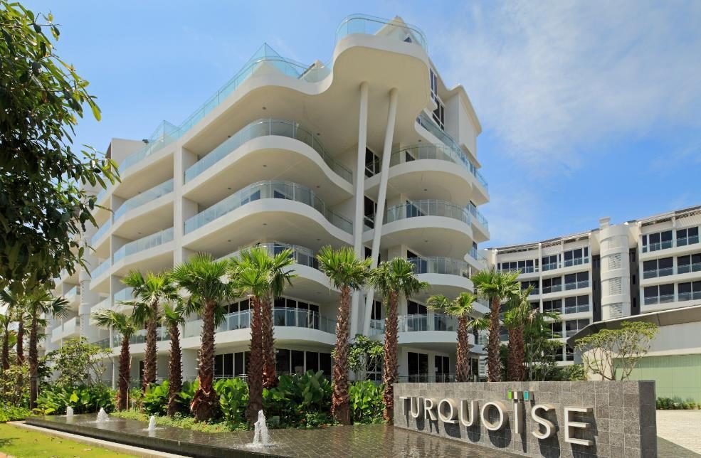 Turquoise entrance and blocks